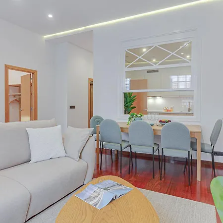 Marina Boutique * آكورونيا